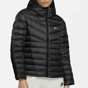 Like New Nike Sportswear Down Filled Puffer Jacket Black Size XL